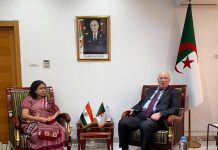 الجزائر والهند تبحثان توسيع التعاون الصناعي الجزائر والهند تبحثان توسيع التعاون الصناعي