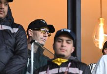 زين الدين زيدان يخطف الأضواء في مباراة الجزائر والسودان زين الدين زيدان يخطف الأضواء في مباراة الجزائر والسودان