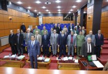 مركز للبحث في الفيروسات وإنتاج اللقاحات.. فوج عمل يبدأ مهامه مركز للبحث في الفيروسات وإنتاج اللقاحات.. فوج عمل يبدأ مهامه