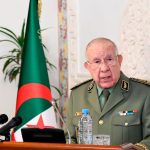 شنقريحة: الجيش صخرة تتحطم عليها الدسائس والمخططات الدنيئة شنقريحة: الجيش صخرة تتحطم عليها الدسائس والمخططات الدنيئة