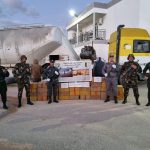 حجز كمية هائلة من الأقراص المهلوسة داخل شاحنة بمقطورة حجز كمية هائلة من الأقراص المهلوسة داخل شاحنة بمقطورة