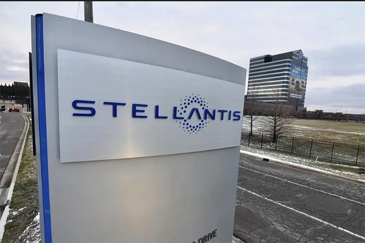 ترويج مغلوط بنقل مصانع السيارات الإيطالية إلى الجزائر! ترويج مغلوط بنقل مصانع السيارات الإيطالية إلى الجزائر!