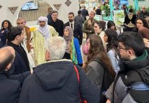 إقبال مهني واسع على الجناح الجزائري في المعرض الدولي للسياحة بمدريد إقبال مهني واسع على الجناح الجزائري في المعرض الدولي للسياحة بمدريد