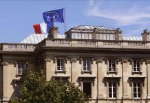 مرشحة سابقة للرئاسة الفرنسية تدعو بلادها إلى احترام سيادة الجزائر مرشحة سابقة للرئاسة الفرنسية تدعو بلادها إلى احترام سيادة الجزائر