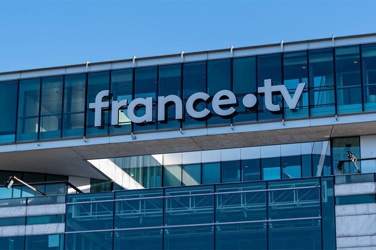 فرنسيون يفضحون غياب المهنية ضد الجزائر في برنامج “فرانس 2”! فرنسيون يفضحون غياب المهنية ضد الجزائر في برنامج “فرانس 2”!