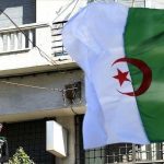 الدفاع الجزائرية تعلن القضاء على 3 من مهربي المخدرات غربي البلاد الدفاع الجزائرية تعلن القضاء على 3 من مهربي المخدرات غربي البلاد