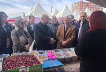 عشية شهر رمضان.. افتتاح 560 سوقا جواريا موزعا عبر 69 ولاية عشية شهر رمضان.. افتتاح 560 سوقا جواريا موزعا عبر 69 ولاية