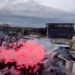 جماهير مولودية الجزائر تشعل الأجواء قبل مباراة صن داونز جماهير مولودية الجزائر تشعل الأجواء قبل مباراة صن داونز