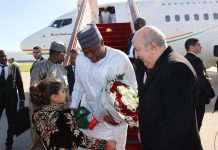 رئيس النيجر يصل الجزائر وسط مؤشرات على إنهاء التوتر بين البلدين