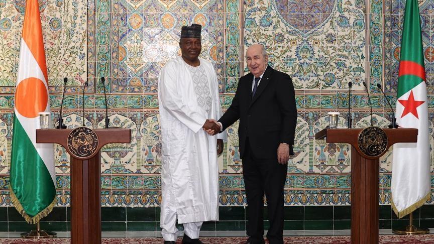 قمة الجزائر والنيجر تطوي 10 أشهر من فتور العلاقات قمة الجزائر والنيجر تطوي 10 أشهر من فتور العلاقات