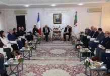 وزير الداخلية الفرنسي يصل الجزائر في زيارة رسمية ليومين وزير الداخلية الفرنسي يصل الجزائر في زيارة رسمية ليومين