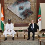 الجزائر والنيجر: محادثات موسعة تحت إشراف الرئيسين الجزائر والنيجر: محادثات موسعة تحت إشراف الرئيسين