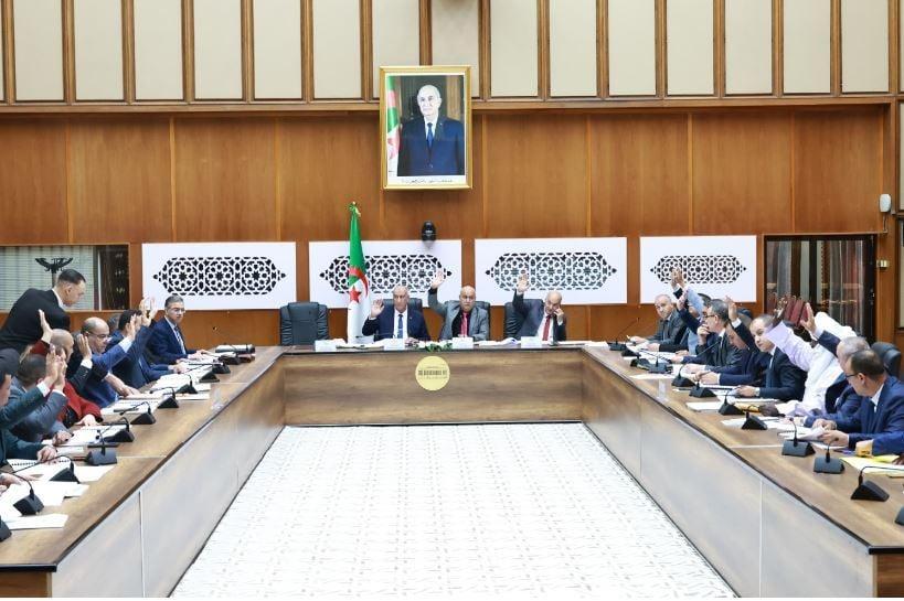 قانون المرور الجديد.. هذه أبرز التعديلات التي صادق عليها البرلمان قانون المرور الجديد.. هذه أبرز التعديلات التي صادق عليها البرلمان