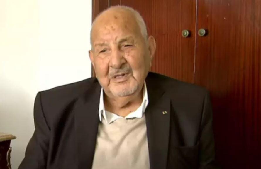 المجاهد بلقاسم تبون يلتحق بالرفيق الأعلى المجاهد بلقاسم تبون يلتحق بالرفيق الأعلى