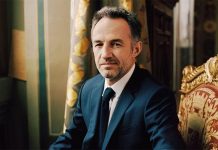 سياسي فرنسي يدعو باريس إلى مواجهة ماضيها الاستعماري بشجاعة سياسي فرنسي يدعو باريس إلى مواجهة ماضيها الاستعماري بشجاعة