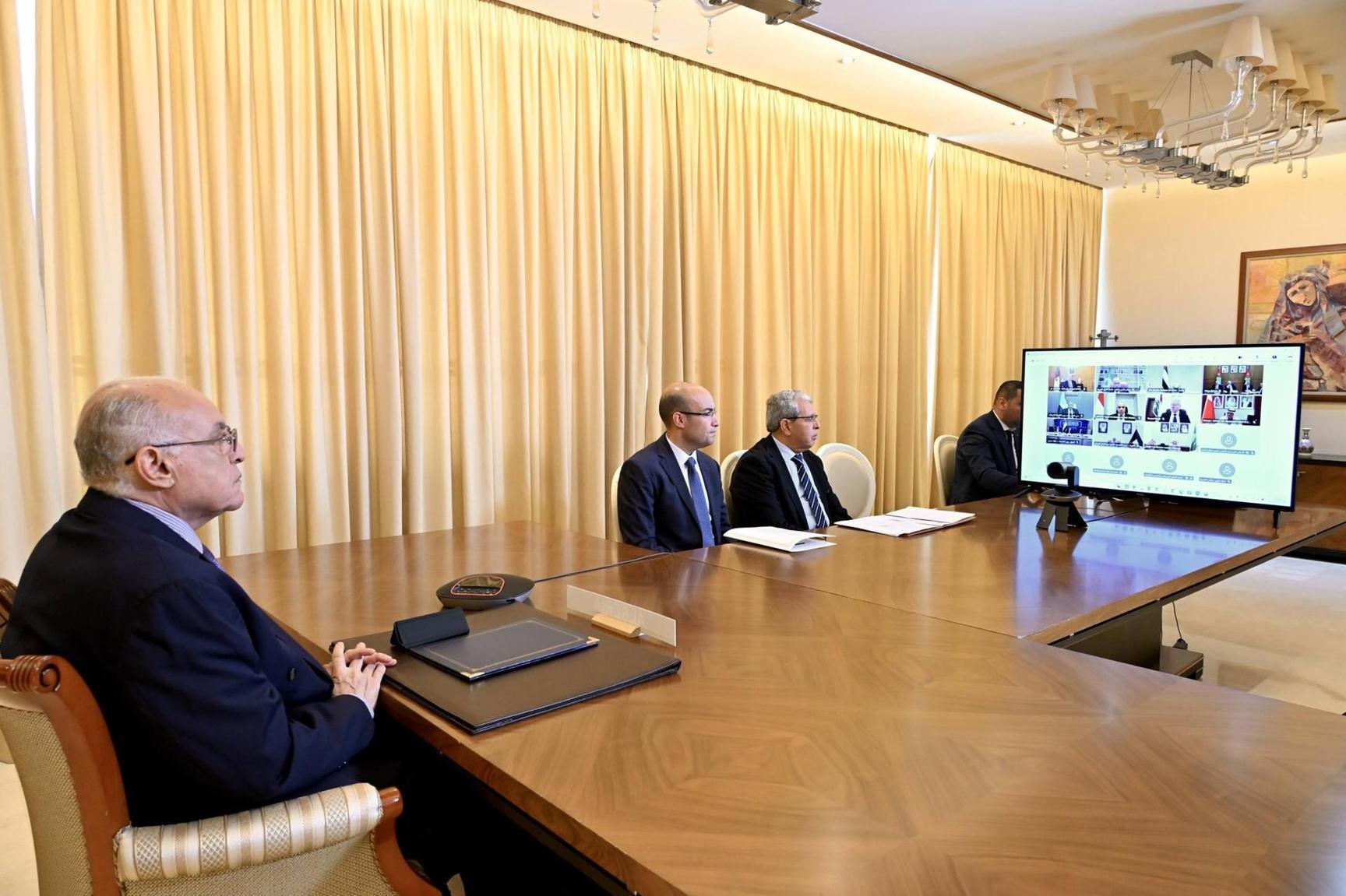 عطاف يشارك في الاجتماع الطارئ لوزراء الخارجية العرب عطاف يشارك في الاجتماع الطارئ لوزراء الخارجية العرب