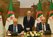 اتفاقية بين وزارة الخارجية والشرطة لتسريع آجال معالجة الخدمات القنصلية اتفاقية بين وزارة الخارجية والشرطة لتسريع آجال معالجة الخدمات القنصلية