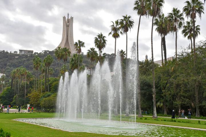 مجلة بريطانية تدعو لاكتشاف سحر الجزائر التاريخي والسياحي مجلة بريطانية تدعو لاكتشاف سحر الجزائر التاريخي والسياحي