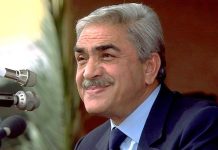 بحضور الرئيس تبون وفي موكب مهيب.. اليامين زروال يُوارى الثرى بحضور الرئيس تبون وفي موكب مهيب.. اليامين زروال يُوارى الثرى