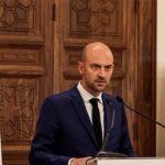 وزير خارجية فرنسا يدافع عن خيار مد الجسور مع الجزائر وزير خارجية فرنسا يدافع عن خيار مد الجسور مع الجزائر