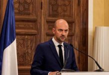 وزير خارجية فرنسا يدافع عن خيار مد الجسور مع الجزائر وزير خارجية فرنسا يدافع عن خيار مد الجسور مع الجزائر