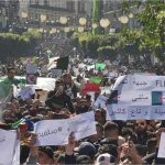 الجزائر.. رفض اعتماد أحزاب سياسية منبثقة عن «الحراك الشعبي» الجزائر.. رفض اعتماد أحزاب سياسية منبثقة عن «الحراك الشعبي»