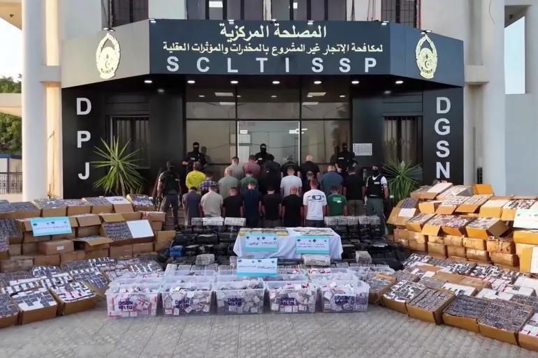 الجزائر تكشف تفاصيل أكبر عملية ضبط للمخدرات في تاريخ البلاد الجزائر تكشف تفاصيل أكبر عملية ضبط للمخدرات في تاريخ البلاد