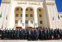 بعد التغيير الحكومي الرئيس الجزائري يجري تغييرات في سلك القضاء بعد التغيير الحكومي الرئيس الجزائري يجري تغييرات في سلك القضاء