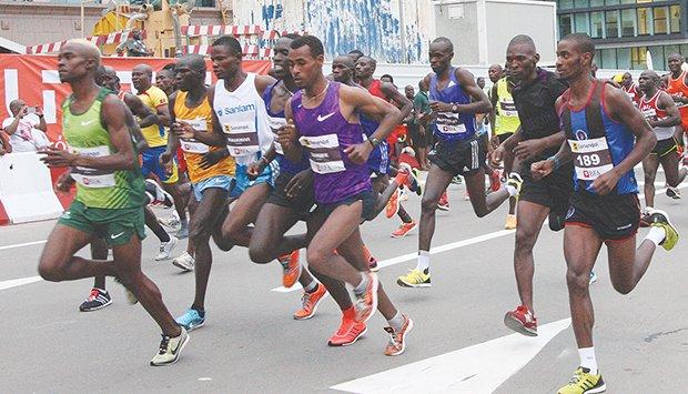 Two thousand athletes take to the streets of Luanda today - Angola