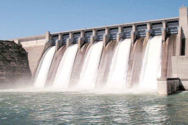 Dam desilting expands water storage