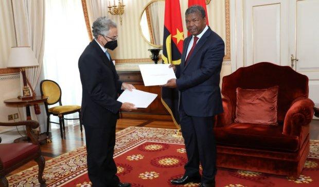 Head of State receives ambassador of the Kingdom of Spain in Angola