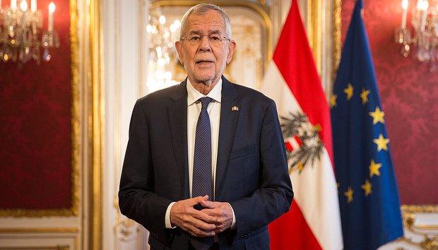 President of the Republic congratulates his Austrian counterpart on his re-election