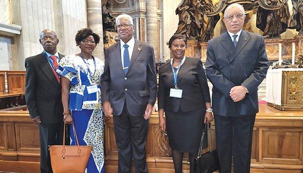 Angolan ambassador discusses humanism with Pope Francis Angolan ambassador discusses humanism with Pope Francis