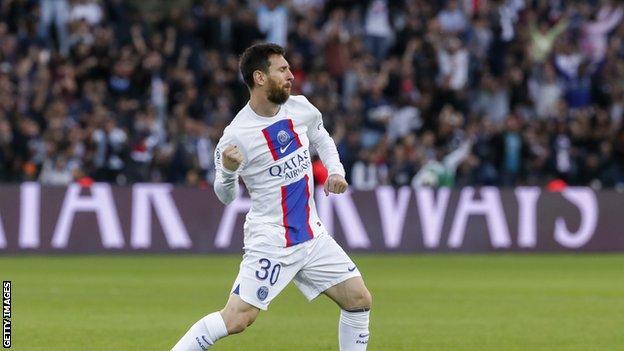 Lionel Messi, Kylian Mbappe and Neymar all scored as defending champions Paris St-Germain twice came from behind to beat Troyes in Ligue 1. Lionel Messi, Kylian Mbappe and Neymar all scored as defending champions Paris St-Germain twice came from behind to beat Troyes in Ligue 1.
