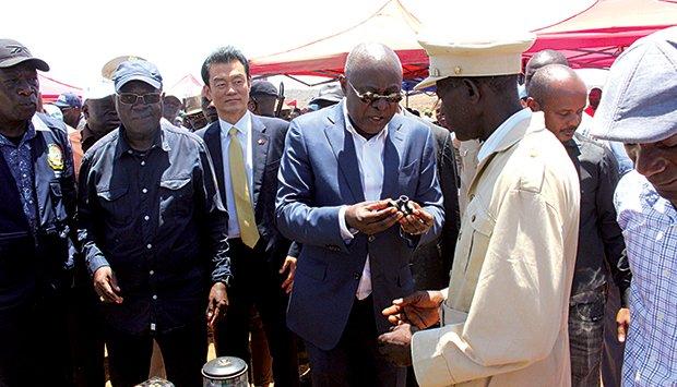 Government boosts cotton production after rehabilitating the textile industry Government boosts cotton production after rehabilitating the textile industry