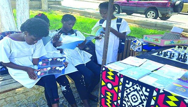 Literary exhibition open to the public in Moçâmedes Literary exhibition open to the public in Moçâmedes