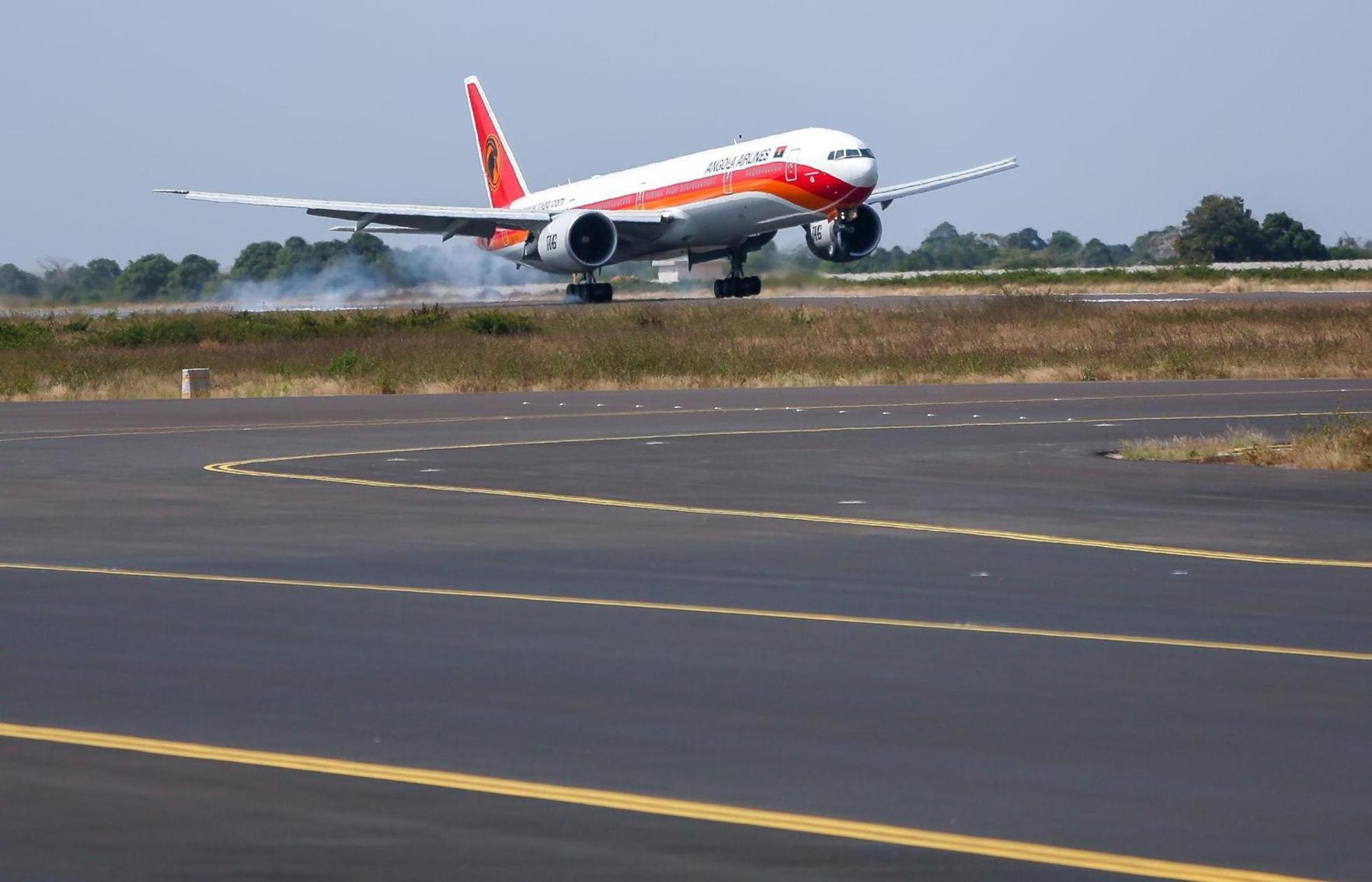 USA: Angola resumes negotiations with Boeing USA: Angola resumes negotiations with Boeing