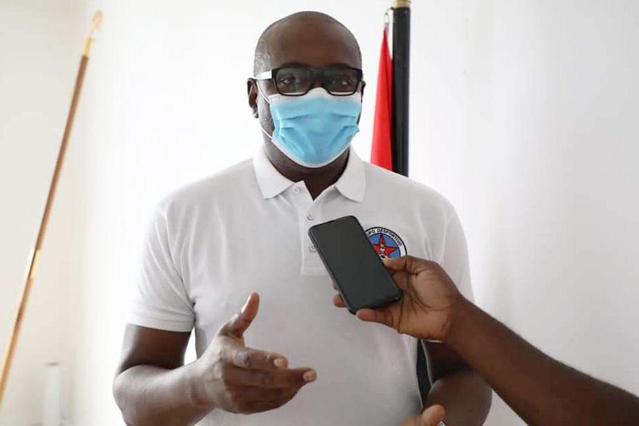 Carlos Dinis trains Inter basketball seniors Carlos Dinis trains Inter basketball seniors