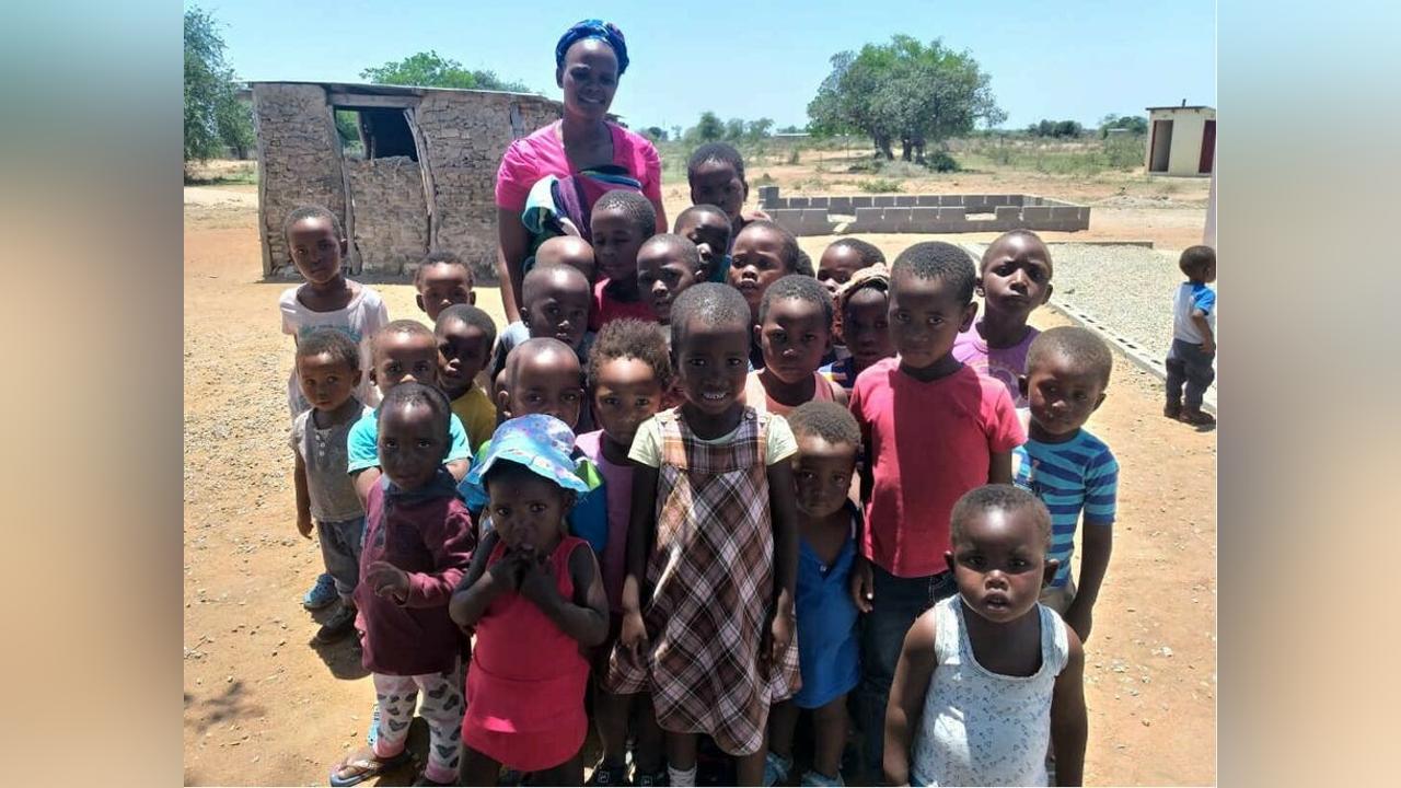 UNESCO defends mother tongue education from the early years UNESCO defends mother tongue education from the early years