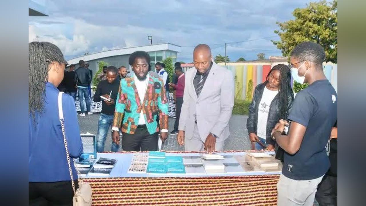 Poets and writers from Bié call for more support Poets and writers from Bié call for more support