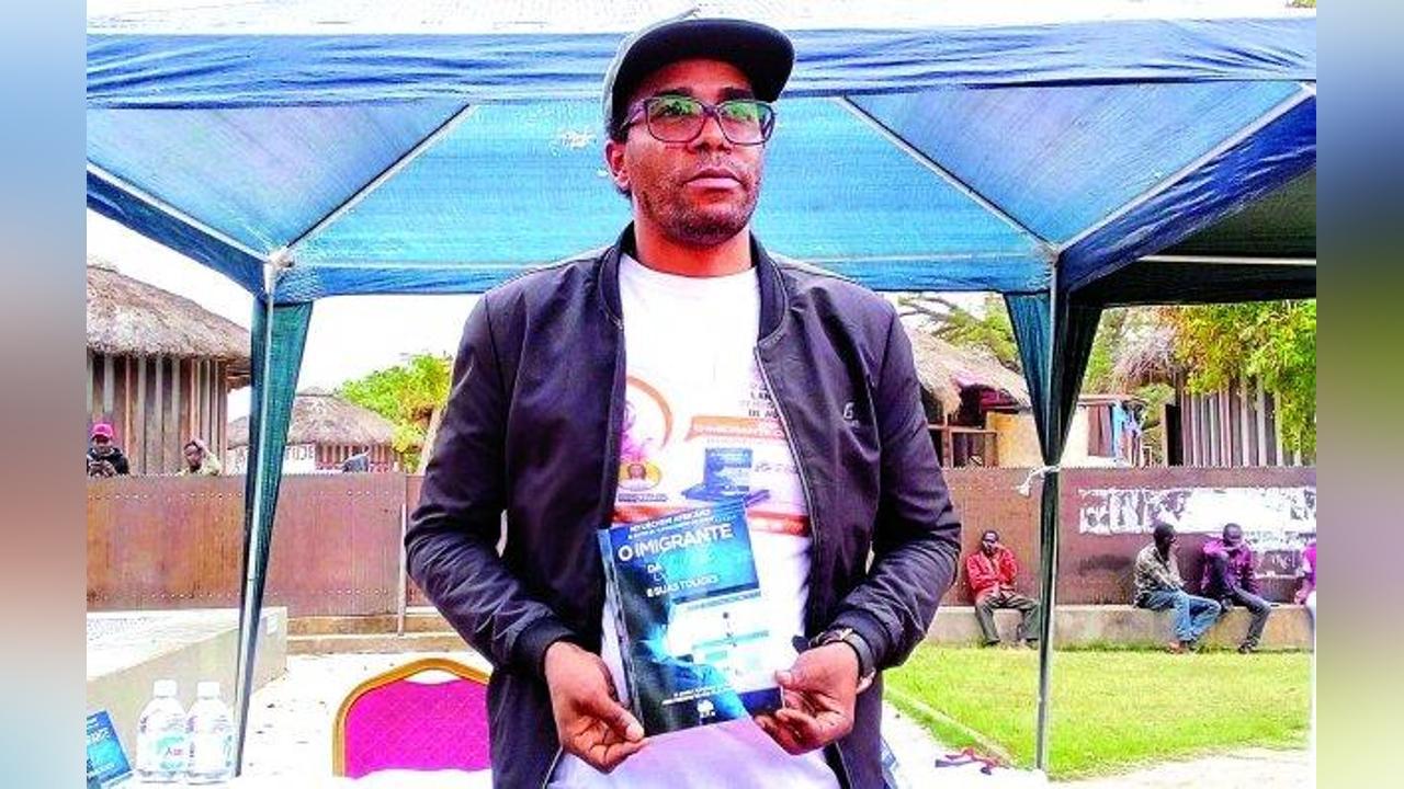 Young Angolan writer Featured in the largest literature and culture magazines and newspapers in Latin America Young Angolan writer Featured in the largest literature and culture magazines and newspapers in Latin America