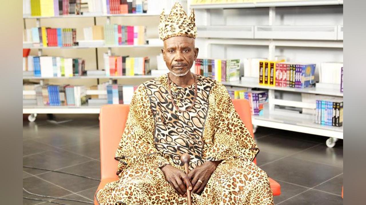 King considers assertive withdrawal of gasoline subsidy King considers assertive withdrawal of gasoline subsidy