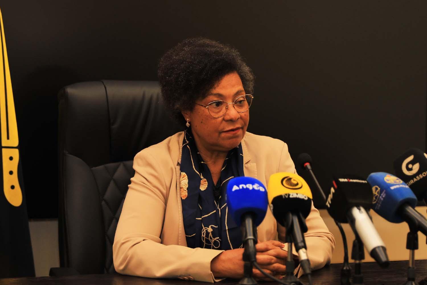 Government wants to end precarious schools Government wants to end precarious schools