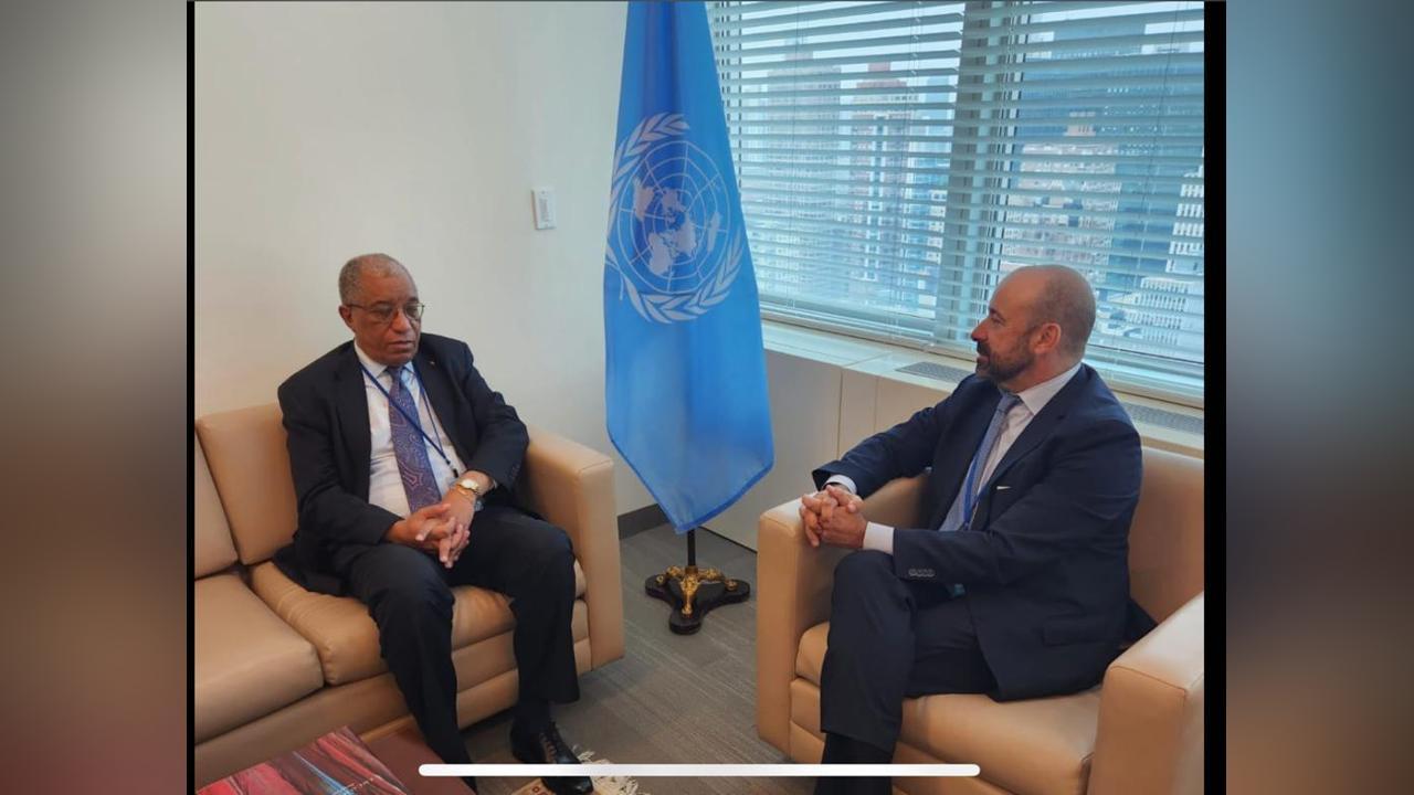 Ambassador discusses strengthening cooperation between Angola and the