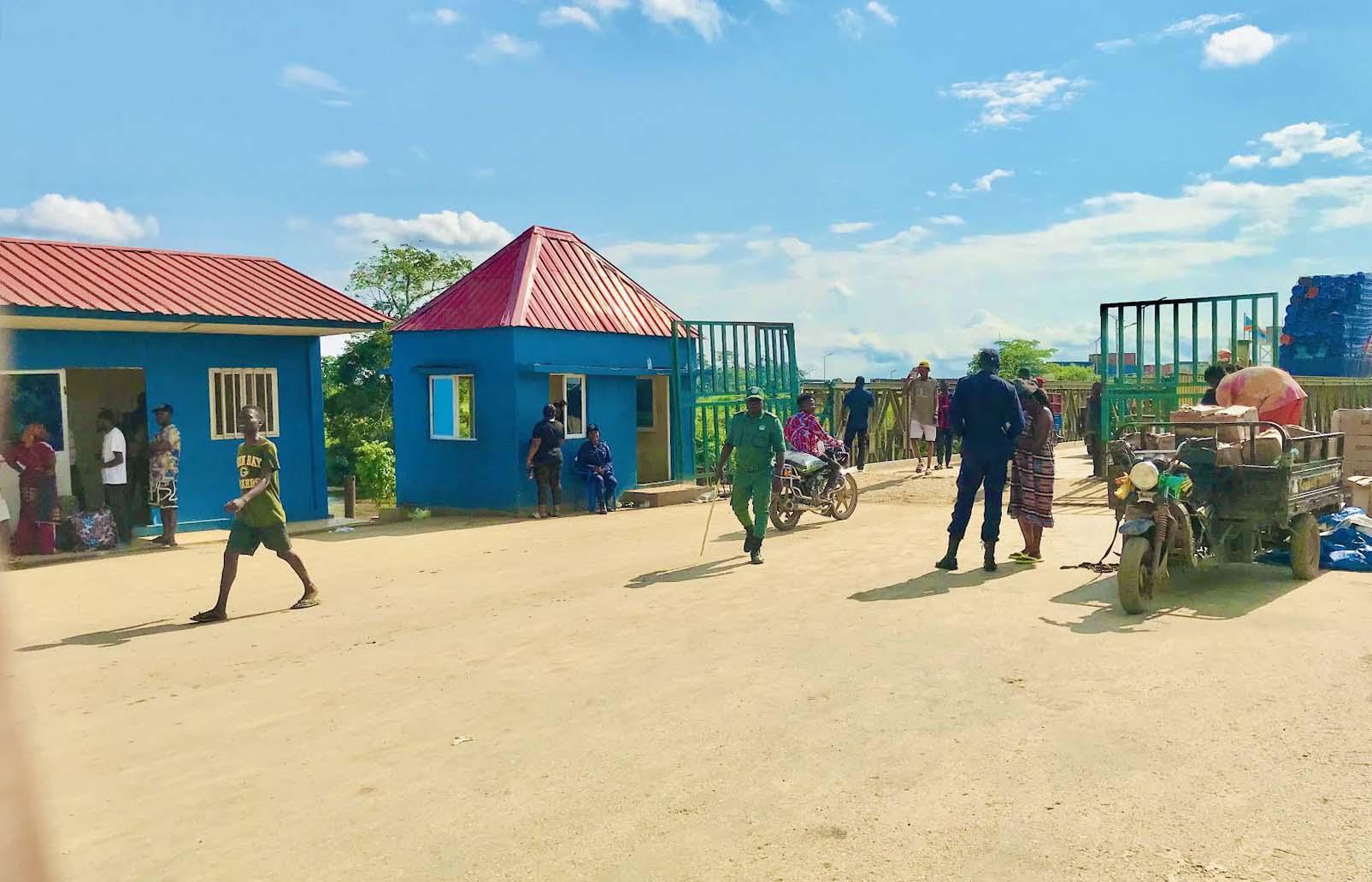 AGT installs SCANNERS at the main border posts in the country AGT installs SCANNERS at the main border posts in the country