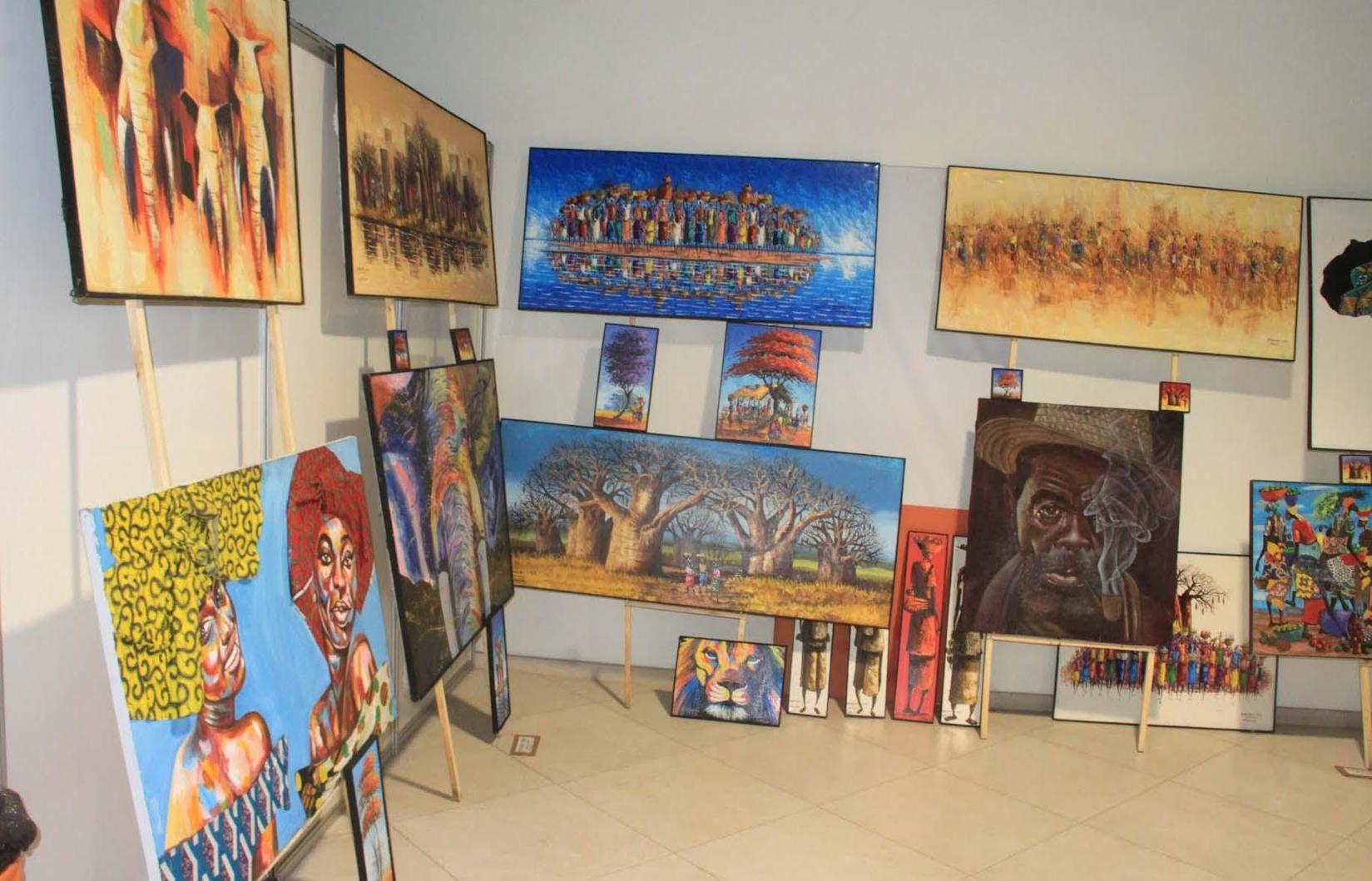 Angolan plastic artist exhibits in Lisbon - Angola