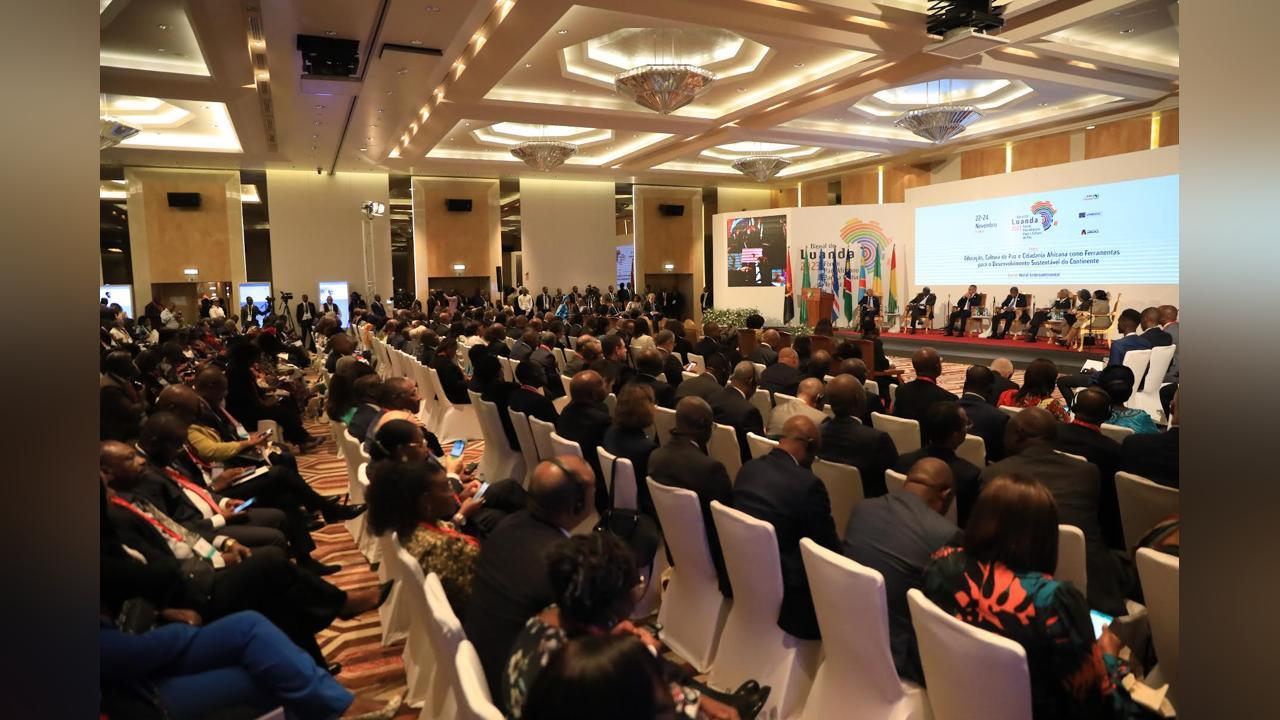 African personalities highlight values for a culture of peace African personalities highlight values for a culture of peace