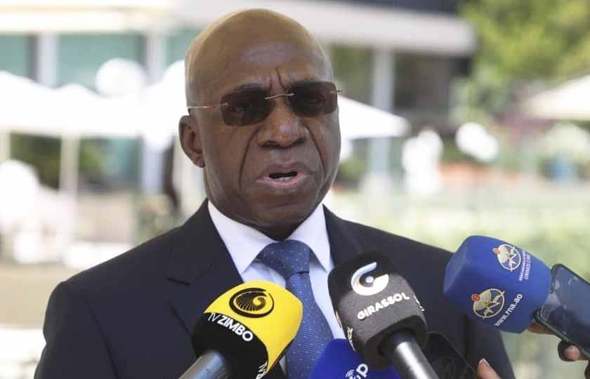 Téte António met with SADC ambassadors Téte António met with SADC ambassadors