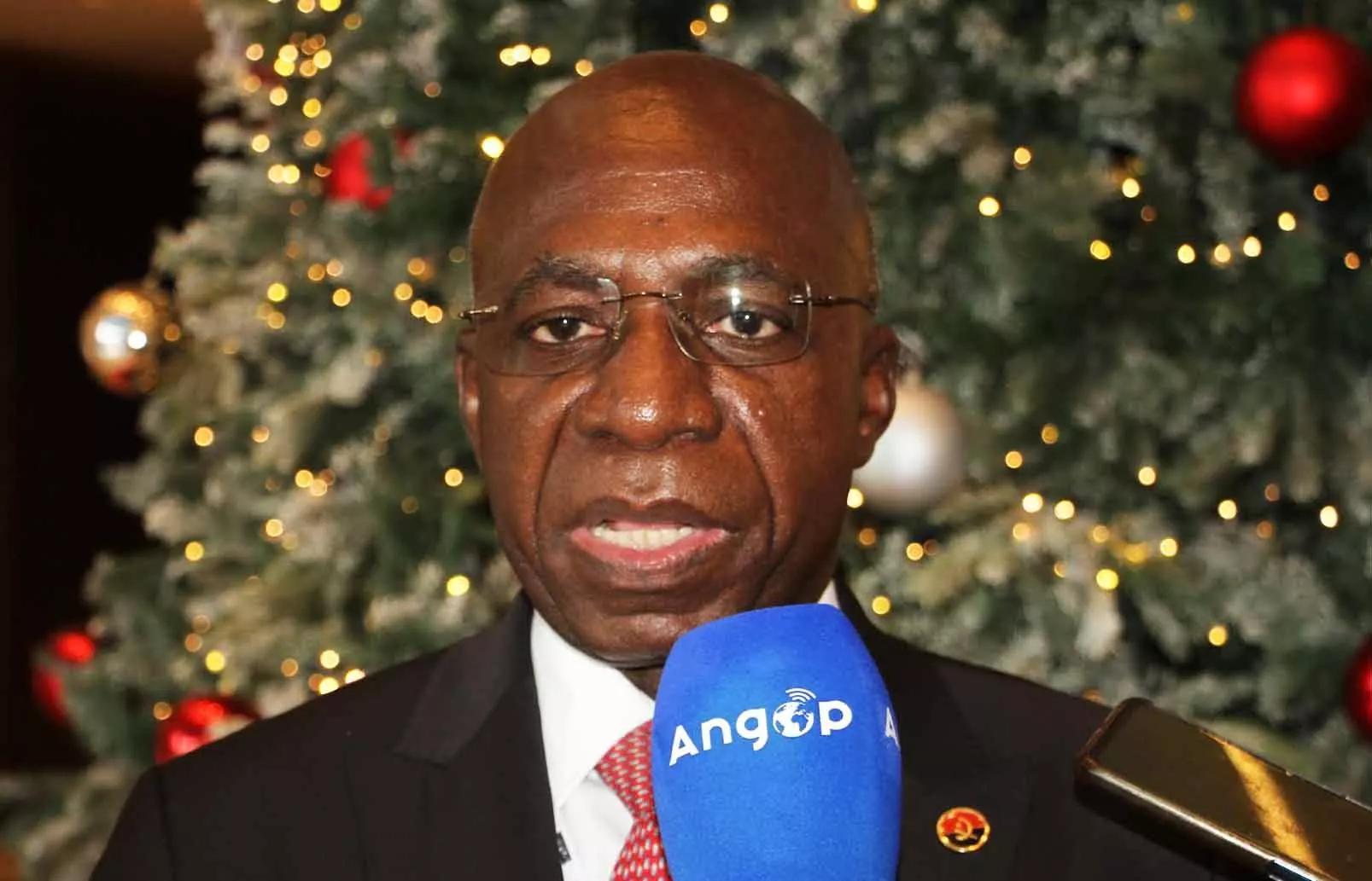 Angola participates in the seminar on promoting peace and security Angola participates in the seminar on promoting peace and security