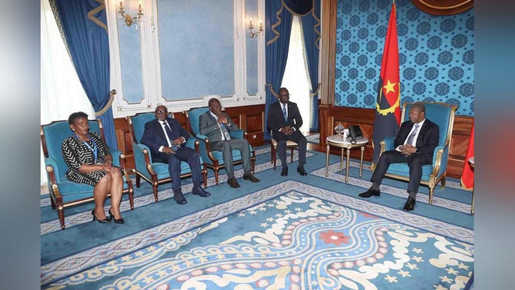 PR addresses peace and security situation with African diplomats - Angola